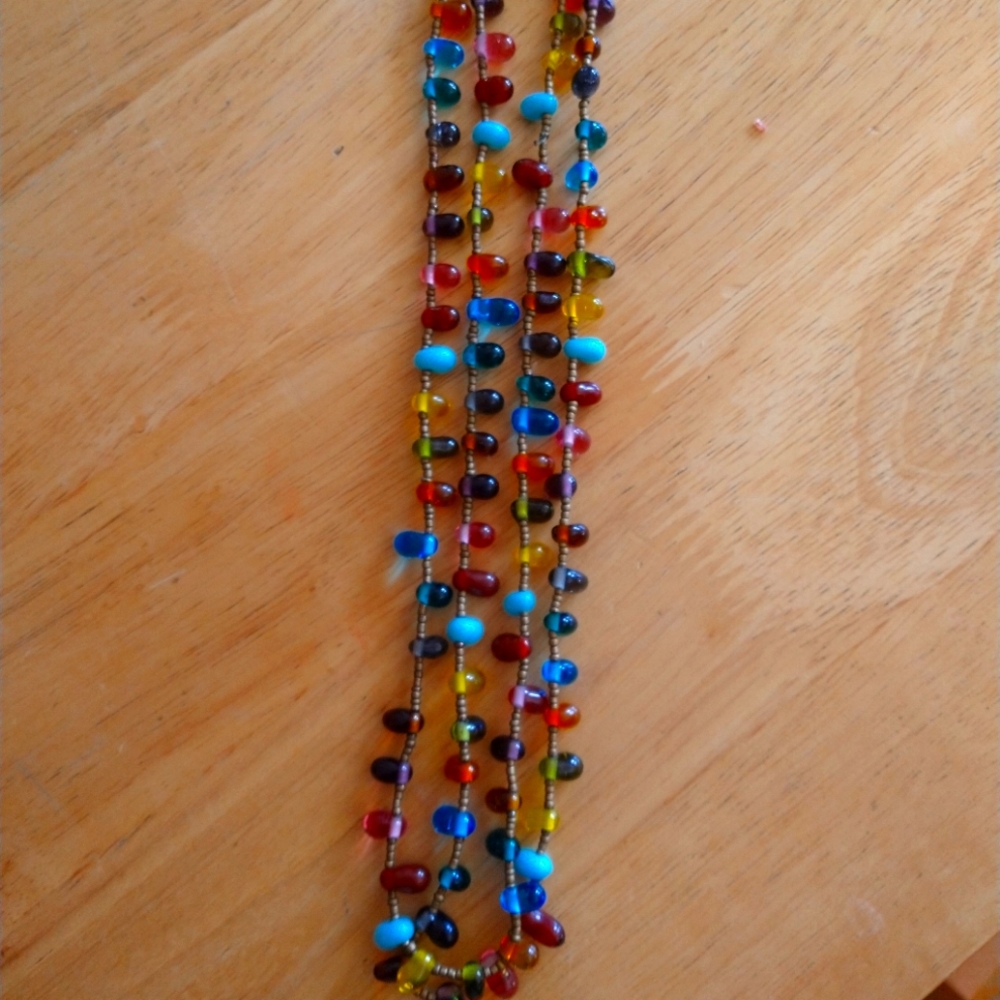 Glass, beaded necklace
